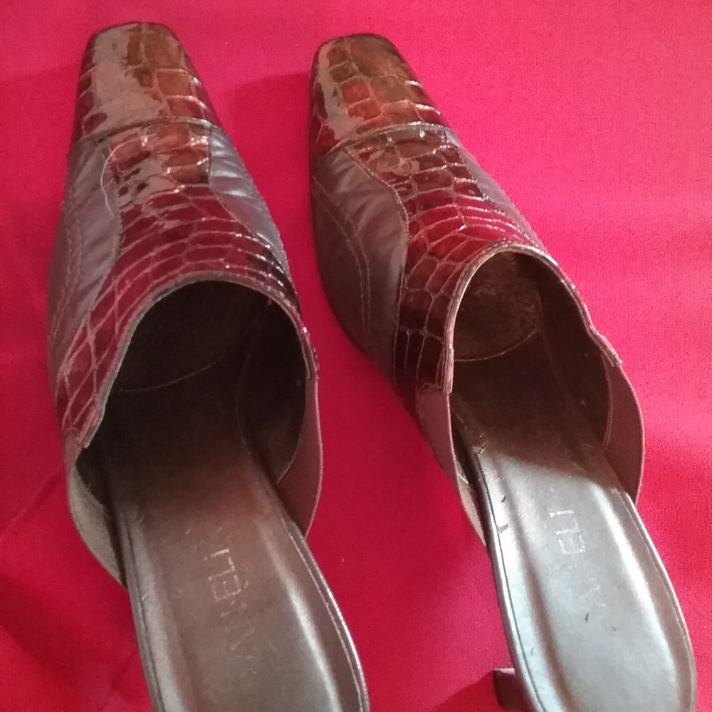 Vaneli mules
